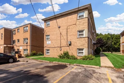 2245 Des Plaines Avenue North Riverside IL 60546