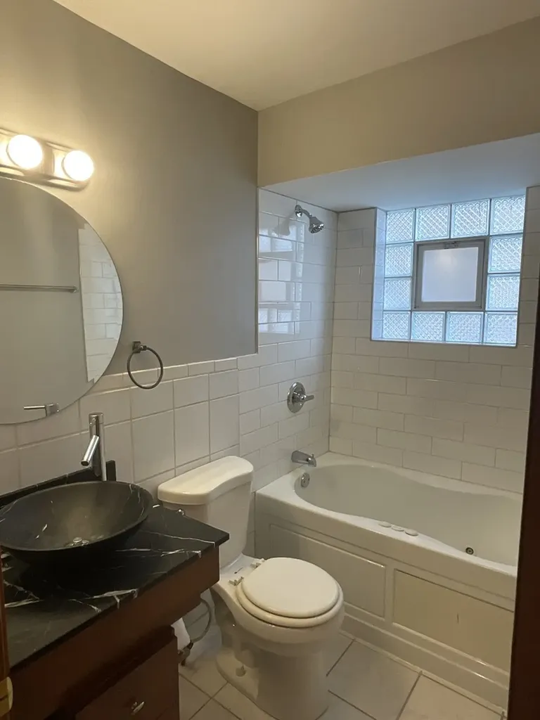 6436 West 64th Place Chicago IL 60638