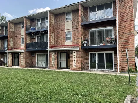 6436 West 64th Place Chicago IL 60638