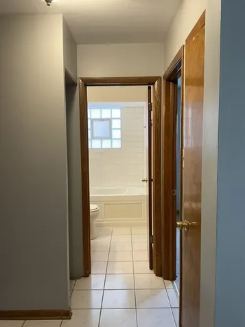 6436 West 64th Place Chicago IL 60638