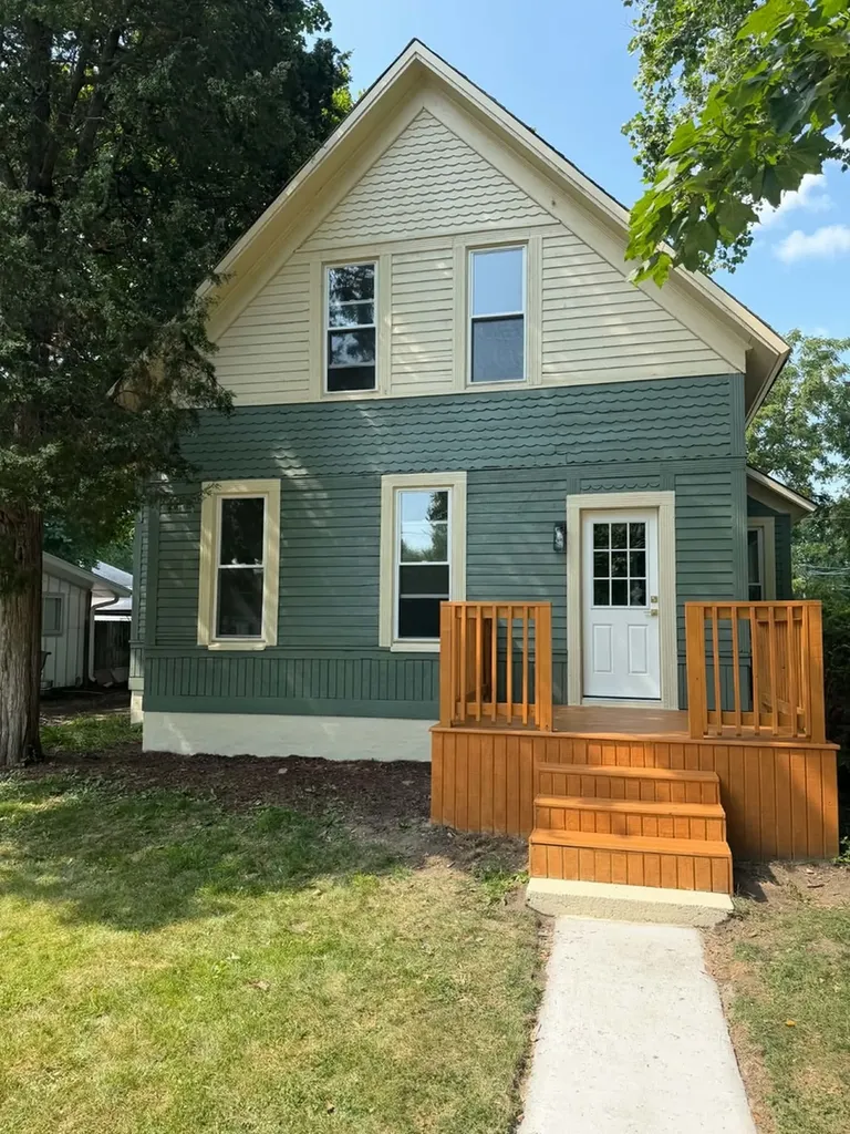 175 East Union Street Seneca IL 61360