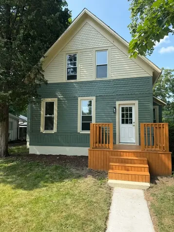 175 East Union Street Seneca IL 61360