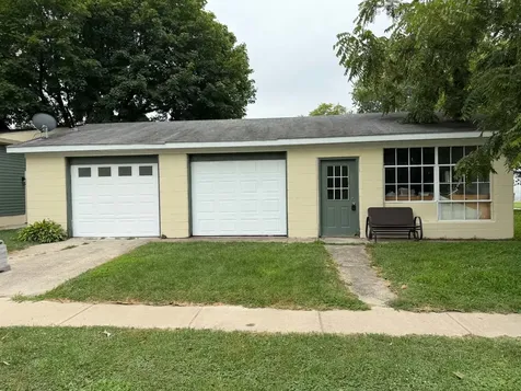 175 East Union Street Seneca IL 61360