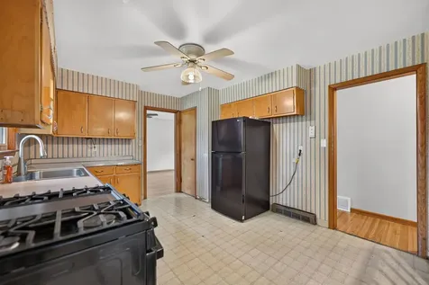 508 Oak Drive East Dundee IL 60118