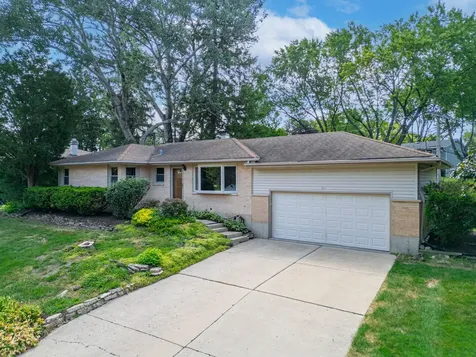 508 Oak Drive East Dundee IL 60118