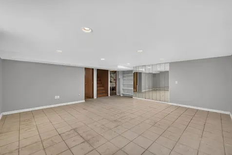 508 Oak Drive East Dundee IL 60118