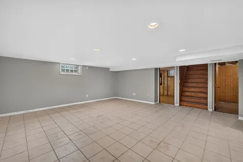 508 Oak Drive East Dundee IL 60118