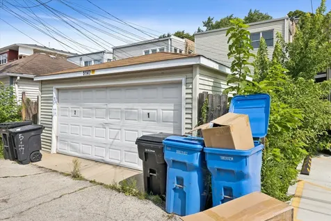 5147 West Cullom Avenue Chicago IL 60641