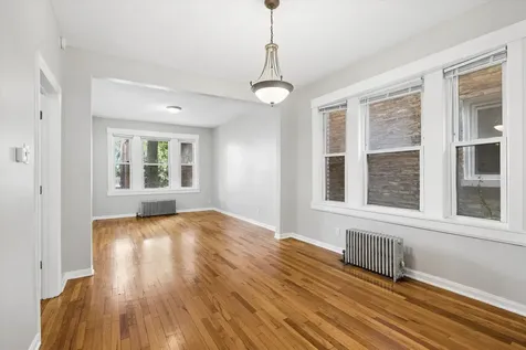 5147 West Cullom Avenue Chicago IL 60641