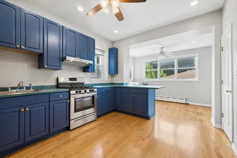 5147 West Cullom Avenue Chicago IL 60641
