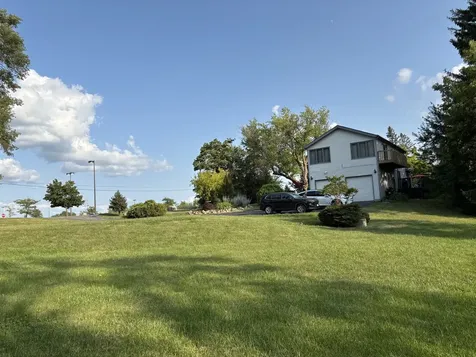 1828 North Orchard Lane Round Lake Beach IL 60073