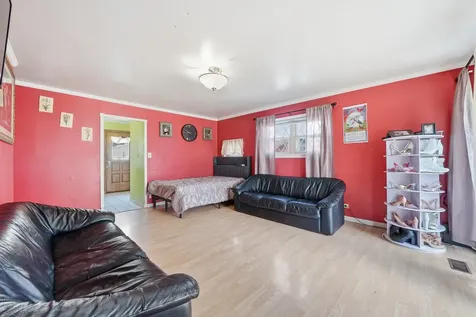 1107 Elmhurst Street Bensenville IL 60106