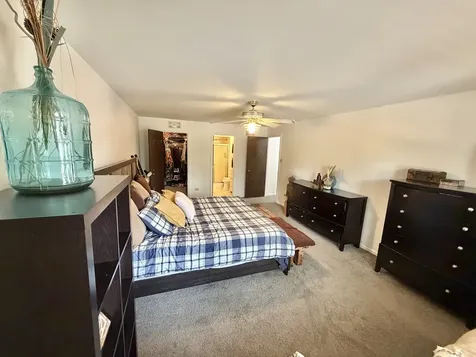 3037 Kathleen Lane Flossmoor IL 60422