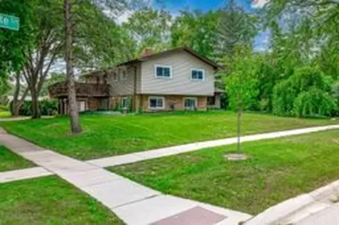 501 Lafayette Lane Hoffman Estates IL 60169