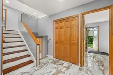 501 Lafayette Lane Hoffman Estates IL 60169
