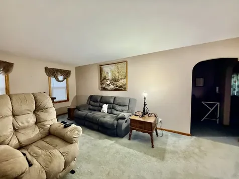 710 Saint Vincents Avenue Peru IL 61354
