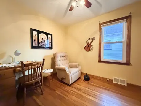 710 Saint Vincents Avenue Peru IL 61354