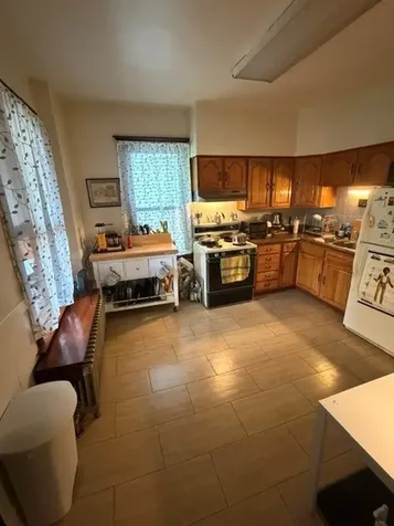 2448 West Gunnison Street Chicago IL 60625
