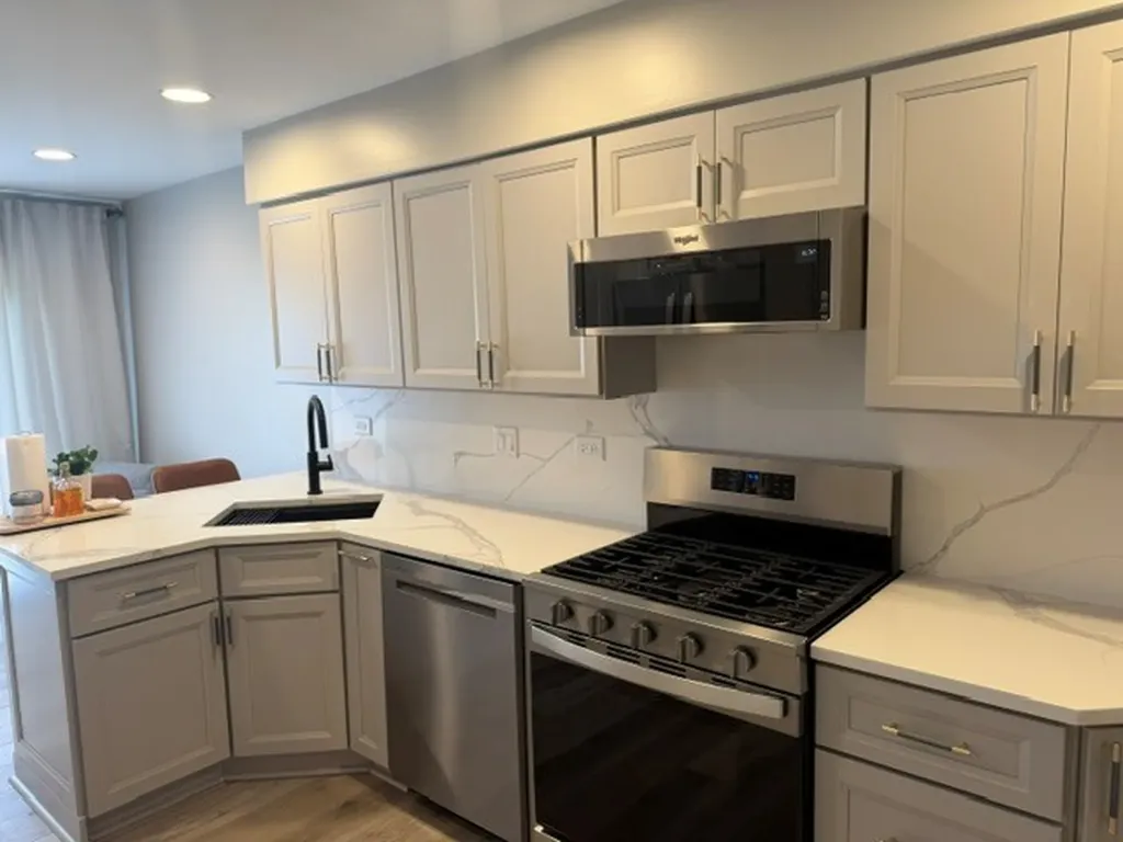 2468 Frost Drive Aurora IL 60503