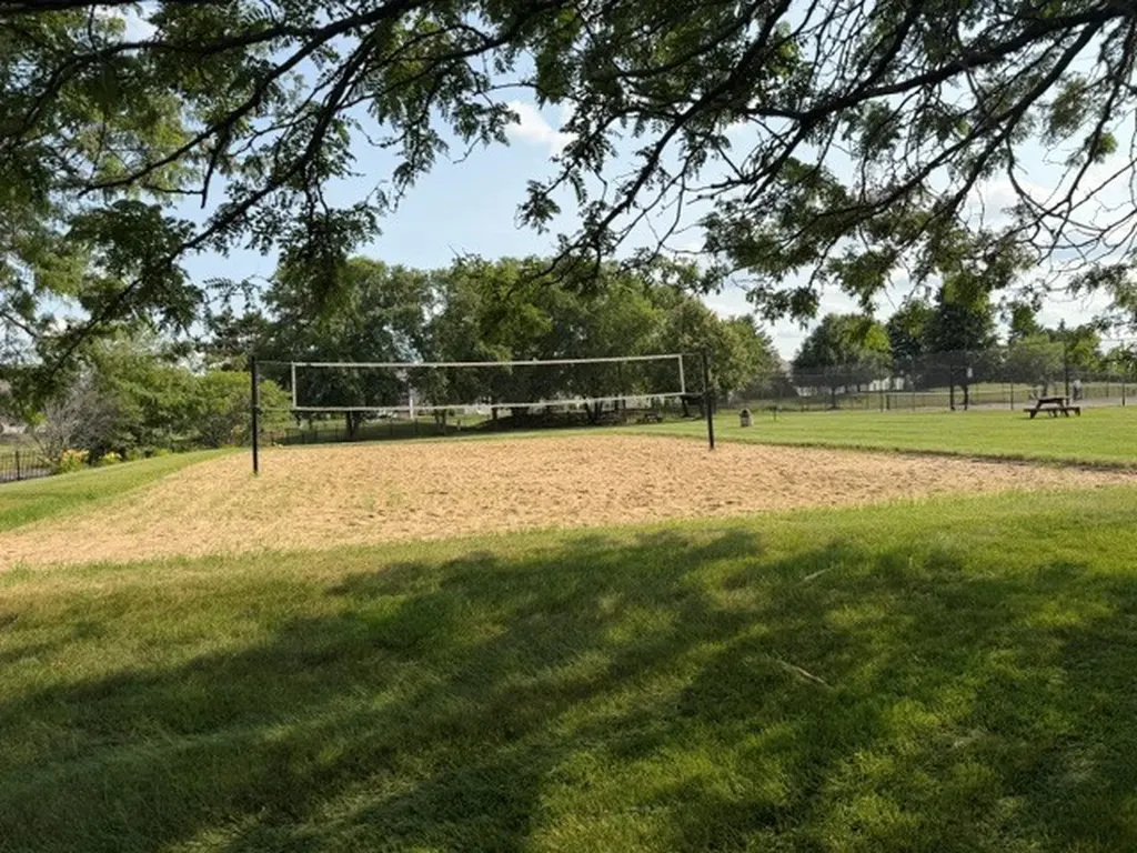 2468 Frost Drive Aurora IL 60503