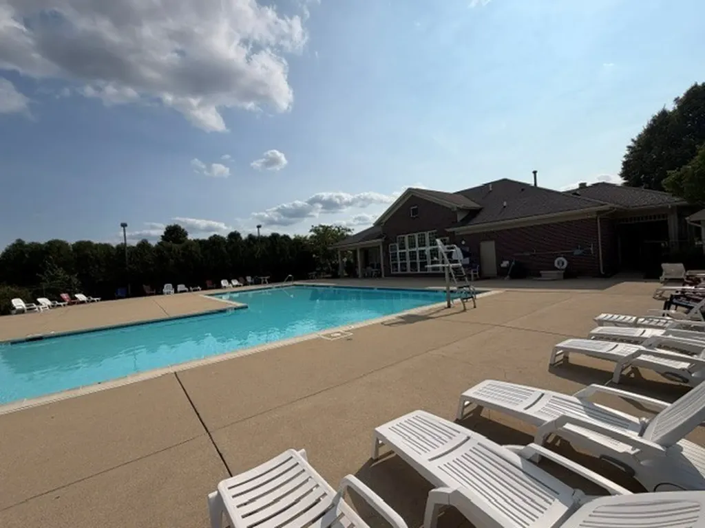 2468 Frost Drive Aurora IL 60503