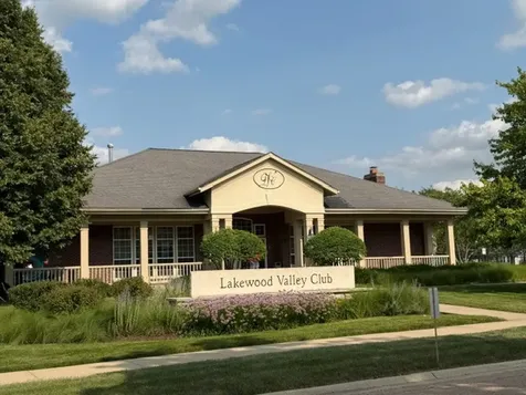 2468 Frost Drive Aurora IL 60503