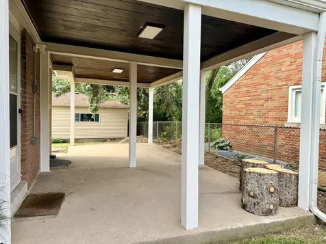 5221 Greenwood Street Skokie IL 60077
