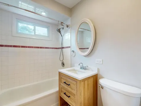 5221 Greenwood Street Skokie IL 60077