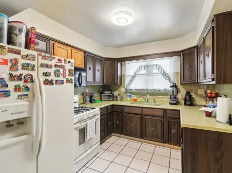 2952 George Street Franklin Park IL 60131