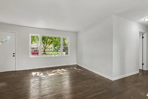 753 Westgate Drive Aurora IL 60506