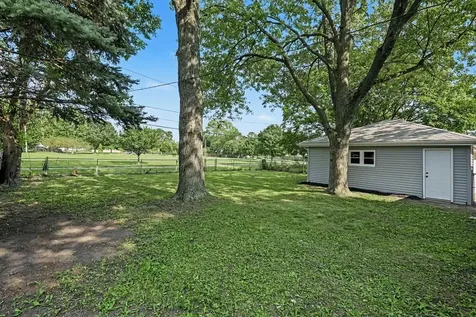 753 Westgate Drive Aurora IL 60506