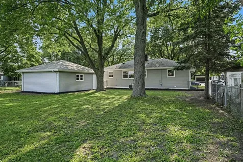 753 Westgate Drive Aurora IL 60506