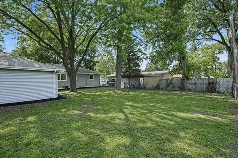 753 Westgate Drive Aurora IL 60506