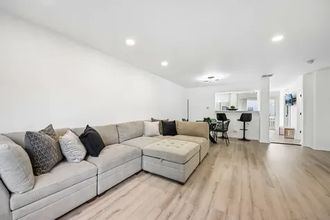 3386 Sanctuary Drive Elgin IL 60124