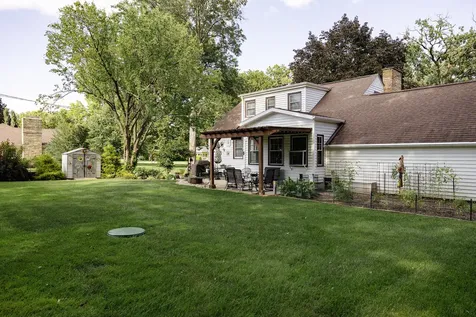 1205 Sinnissippi Park Road Sterling IL 61081