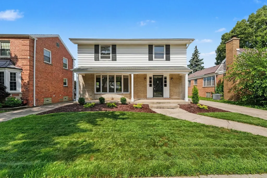 10324 South Claremont Avenue Chicago IL 60643