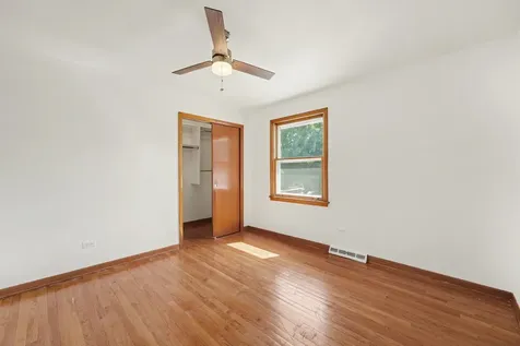 10324 South Claremont Avenue Chicago IL 60643