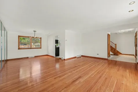 10324 South Claremont Avenue Chicago IL 60643