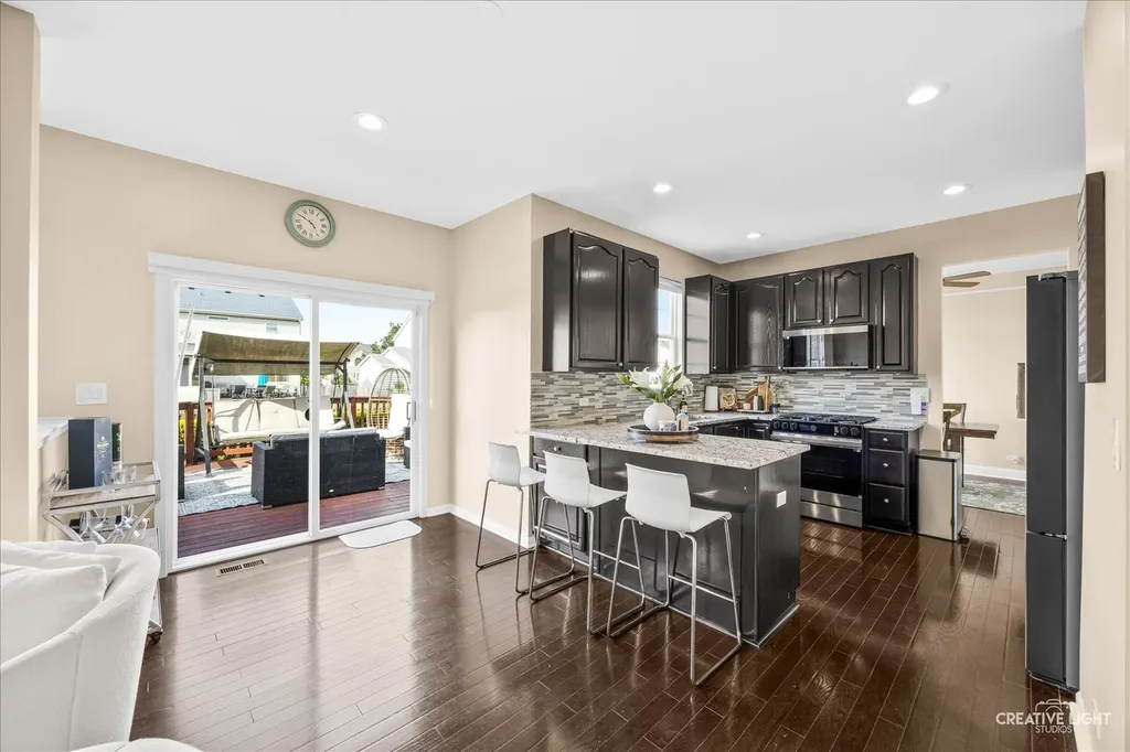 1445 Waterside Drive Bolingbrook IL 60490