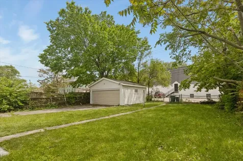 1912 Emerson Street Evanston IL 60201