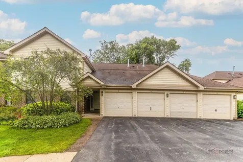 823 East Coach Road Palatine IL 60074