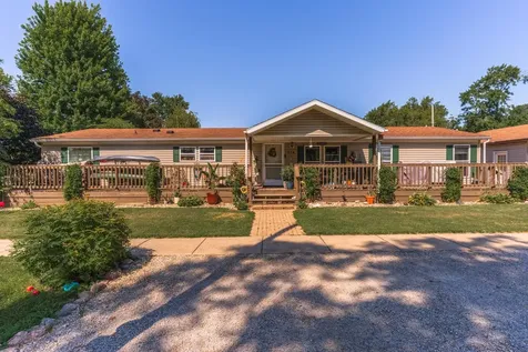214 South 6th Street Chatsworth IL 60921