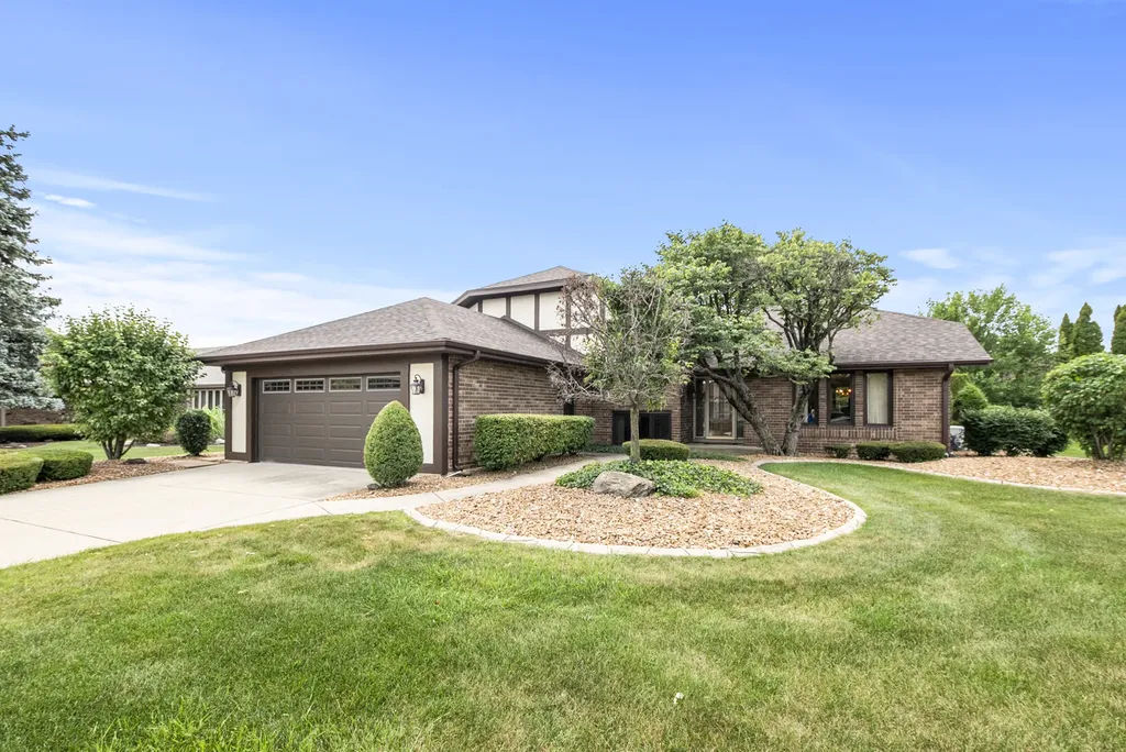 8247 Shipston Street Orland Park IL 60462
