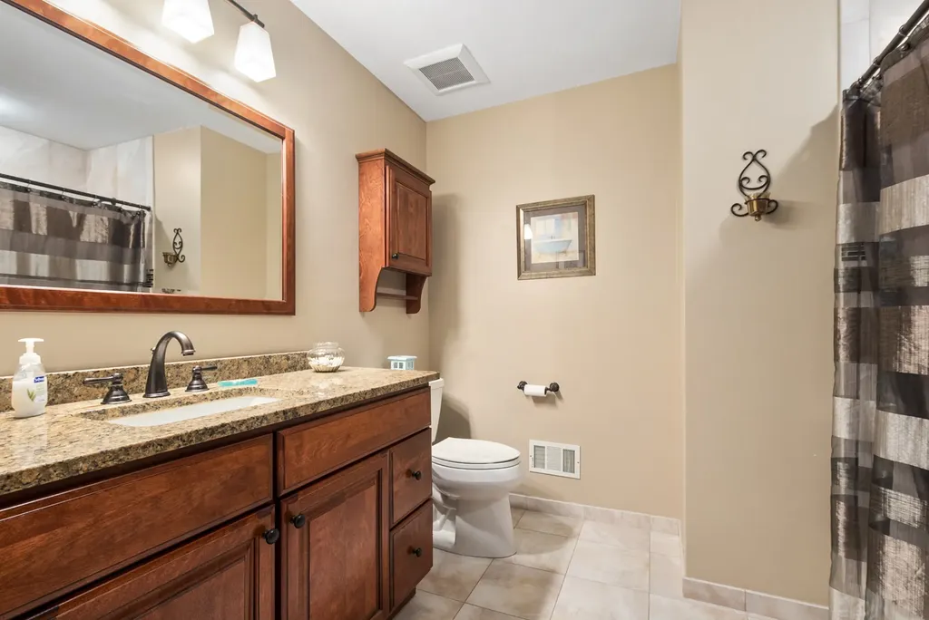 8247 Shipston Street Orland Park IL 60462