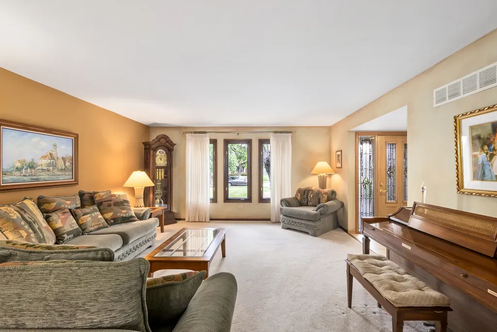 8247 Shipston Street Orland Park IL 60462
