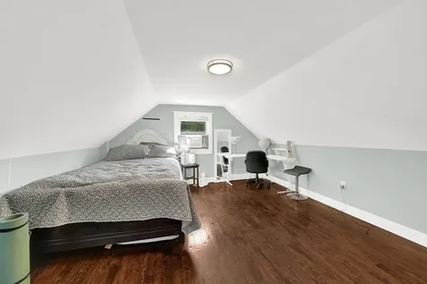 16612 Geneva Drive Harvey IL 60426