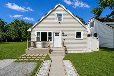 16612 Geneva Drive Harvey IL 60426