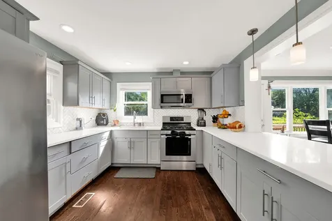 16612 Geneva Drive Harvey IL 60426