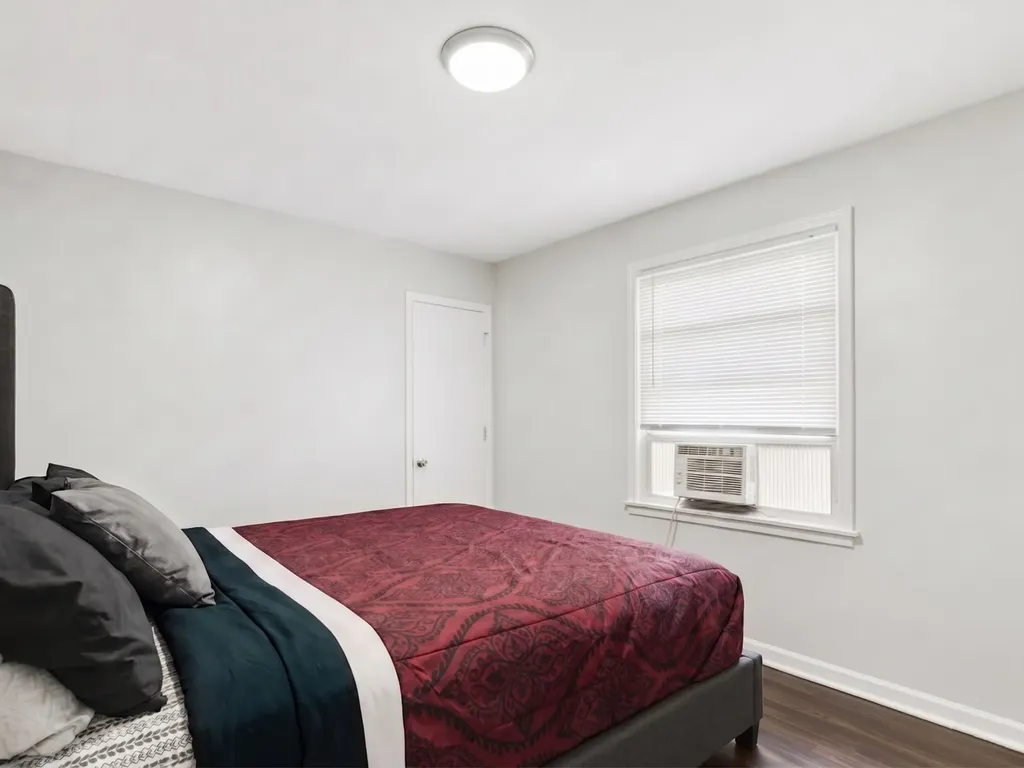 234 West 117th Street Chicago IL 60628