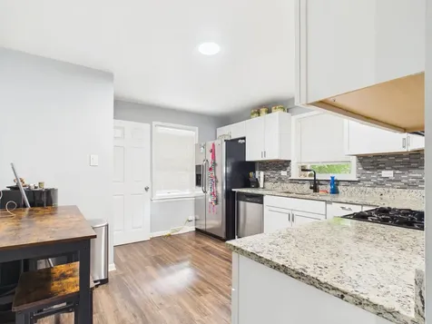 234 West 117th Street Chicago IL 60628